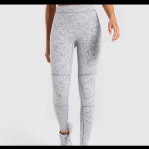 gymshark Fleur charcoal leggings